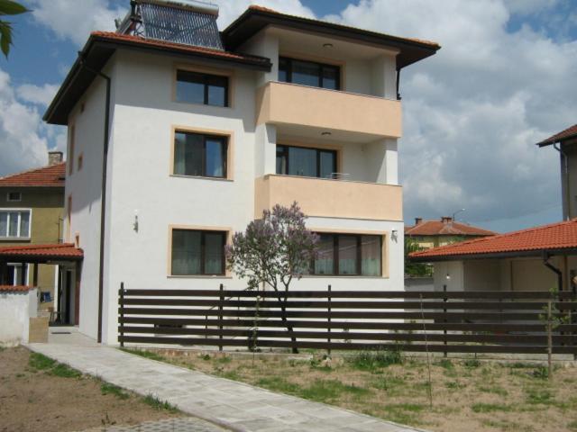 Khan Krum House & Apartments For Rent Elin Pelin エクステリア 写真